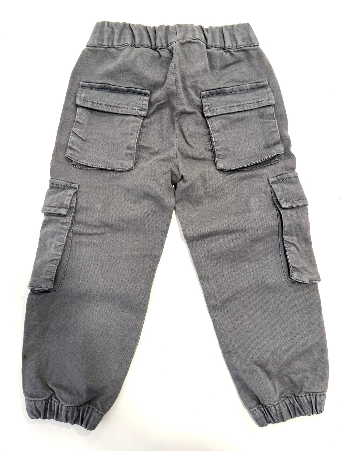 Pantaloni cargo