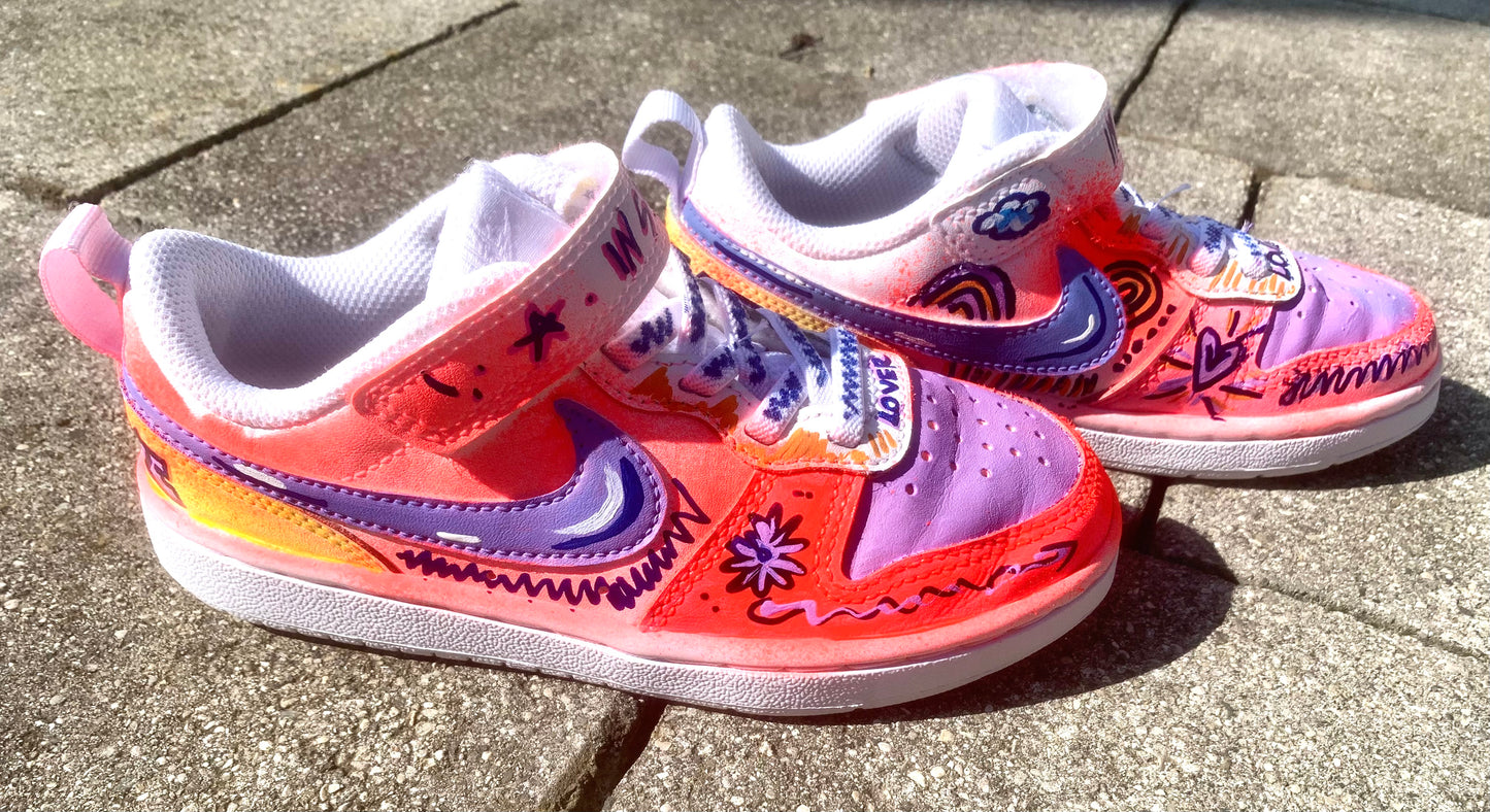Scarpe dipinte a mano