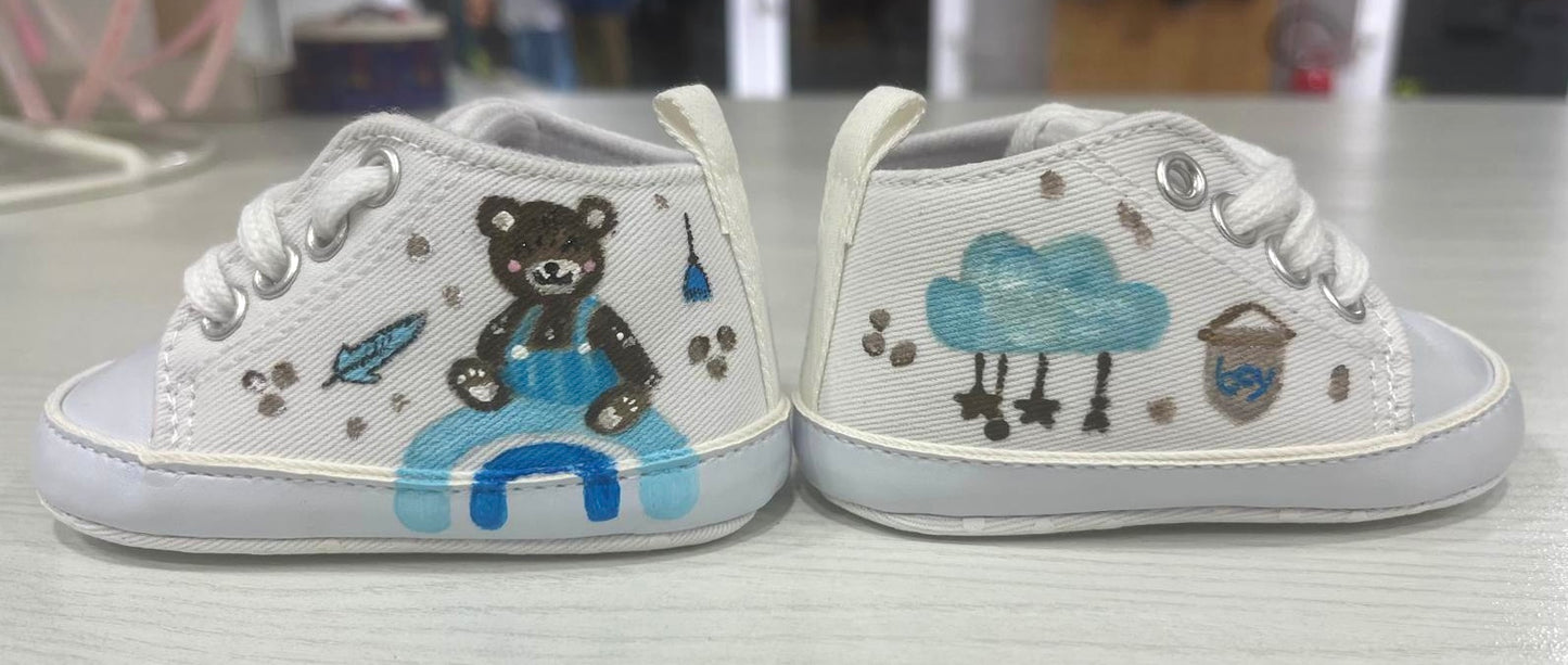 Scarpine personalizzate a mano