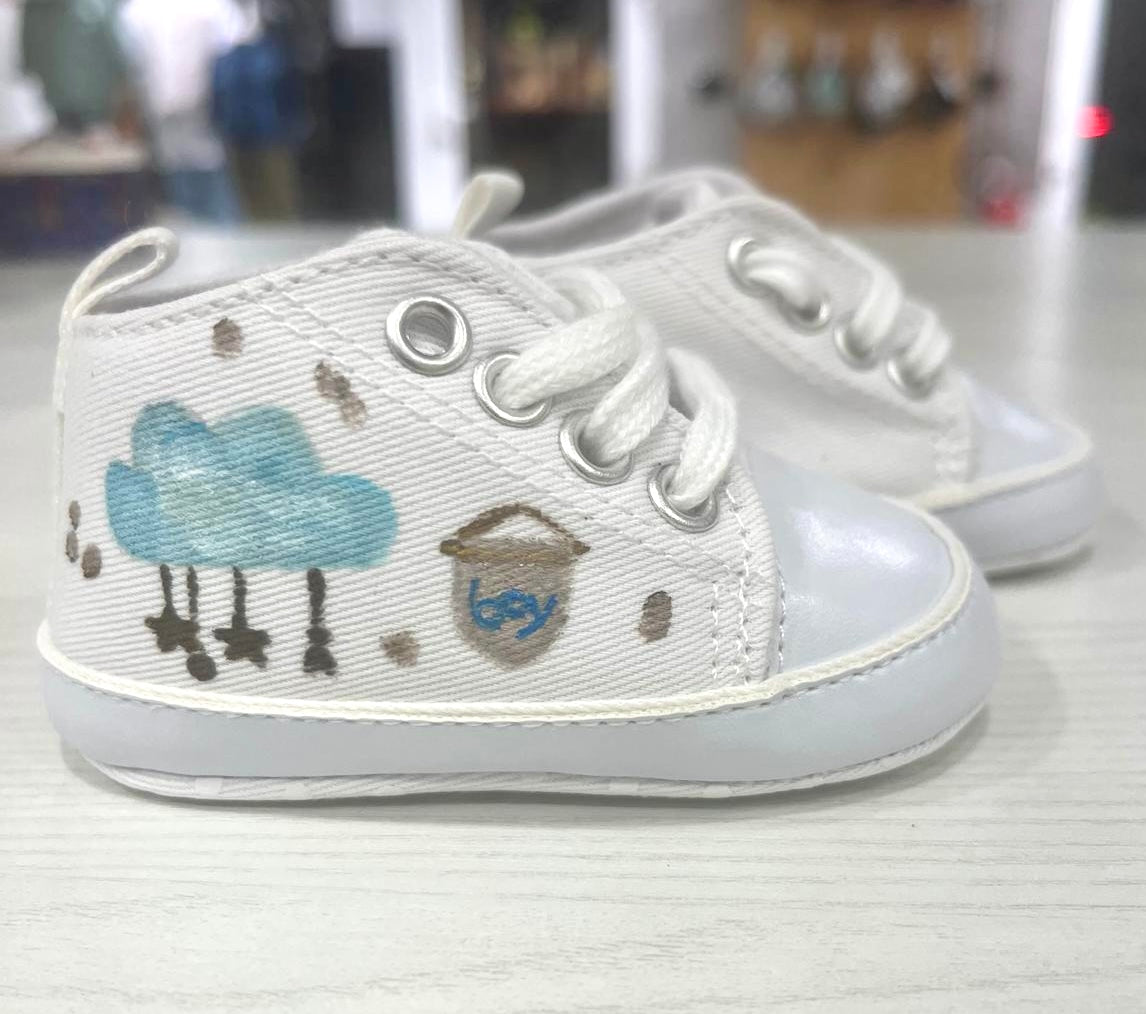 Scarpine personalizzate a mano