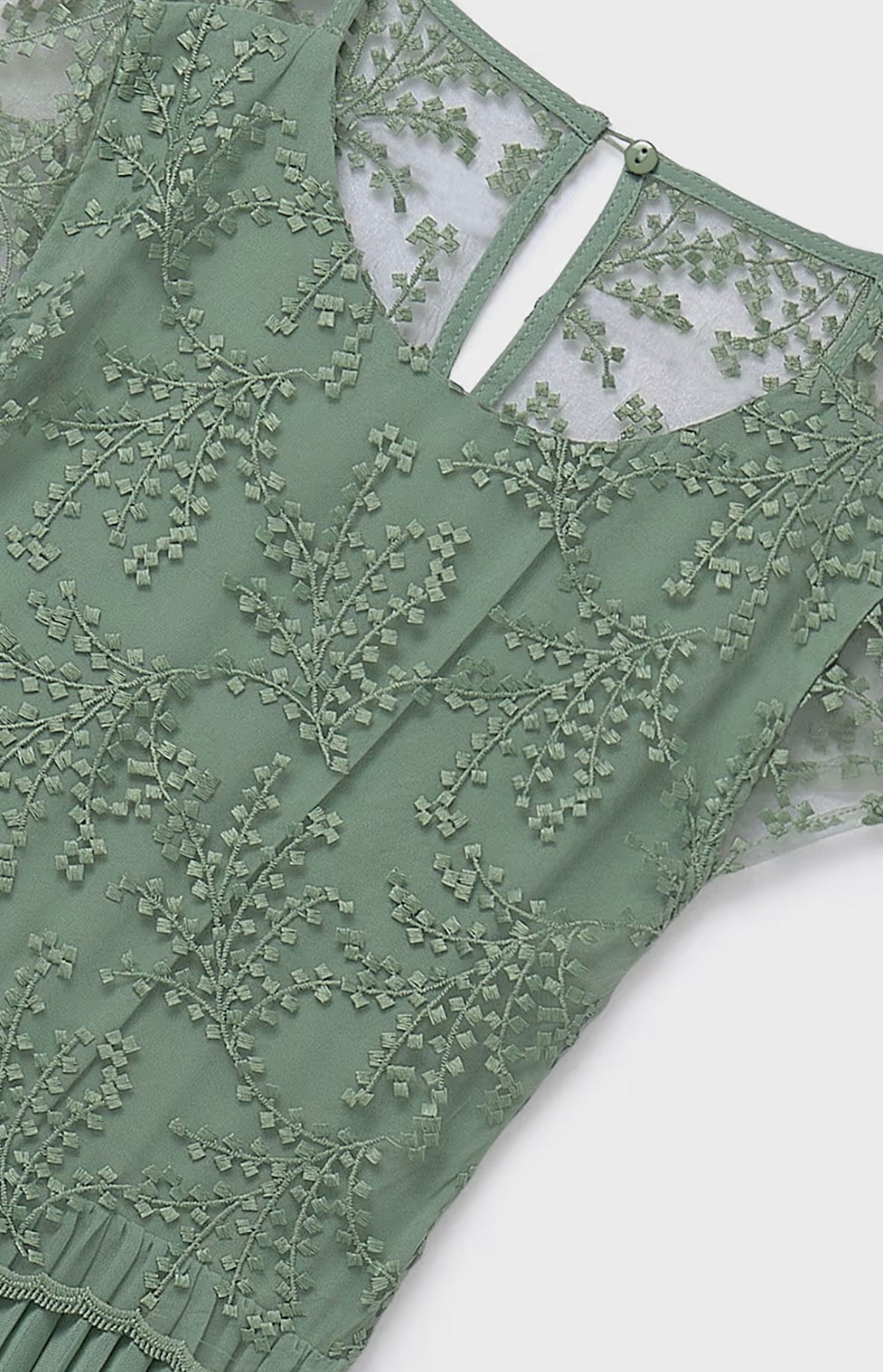 Tuta Elegante Verde Salvia con Pizzo e Pantalone Plissé