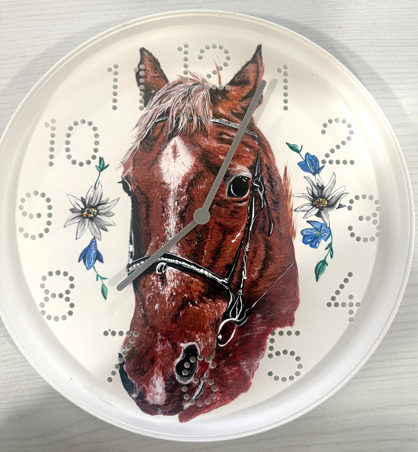 Orologio da parete cavallo dipinto a mano