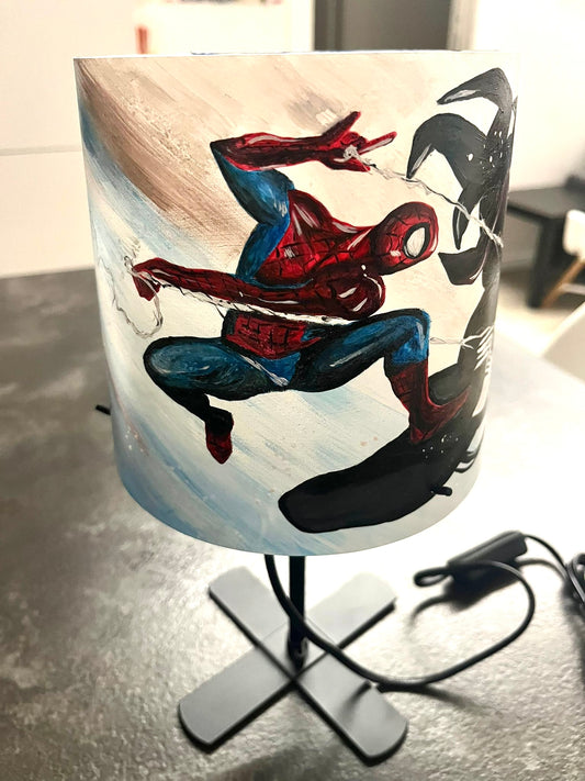 Lampada personalizzata a tema spiderman