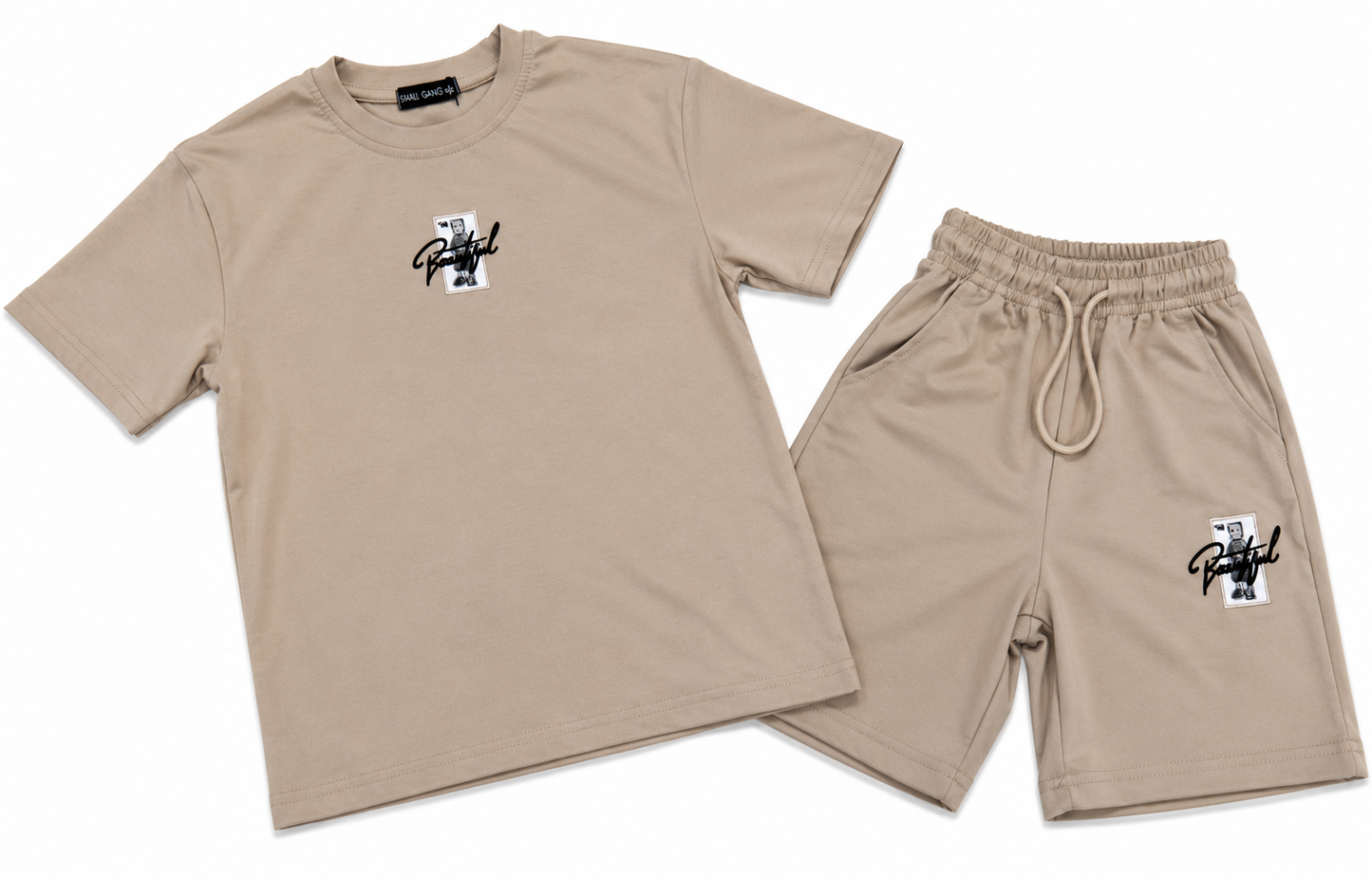 Completo bambino dallo stile urban e moderno